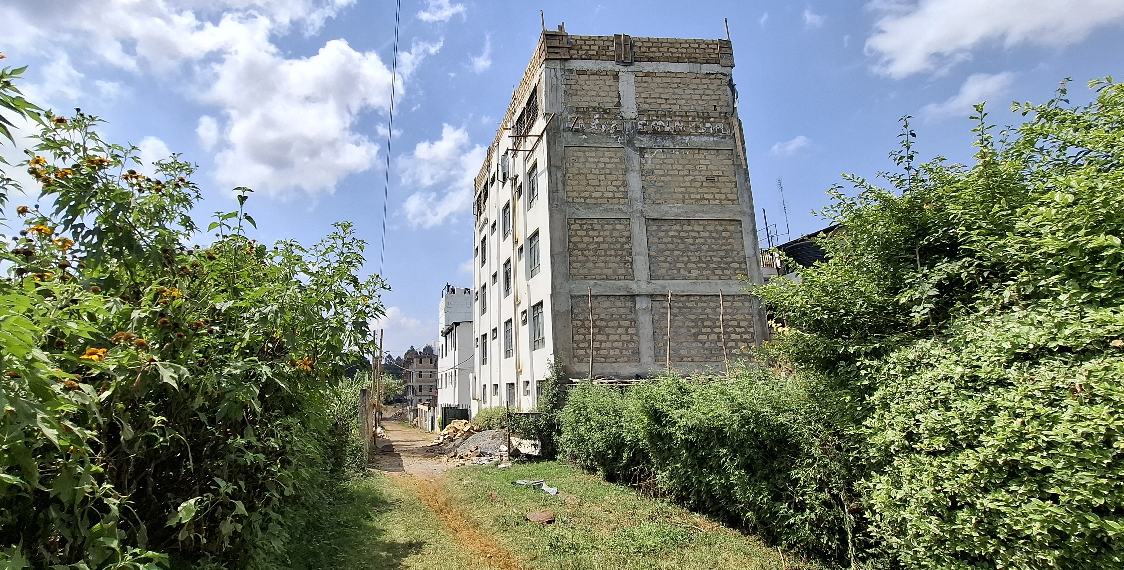 Gacharage 1 Acre